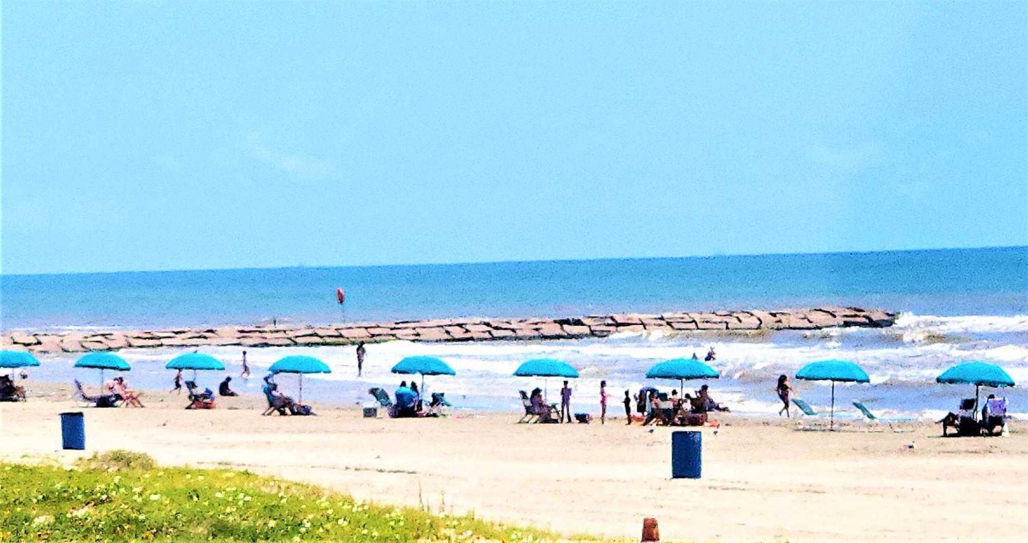 Casaazul-2605A-Couples Retreat By Beach & Pleasure Pier 1 Block Away- 2Bed 2Bath- 7 Minutes To Cruise Terminal Galveston Esterno foto