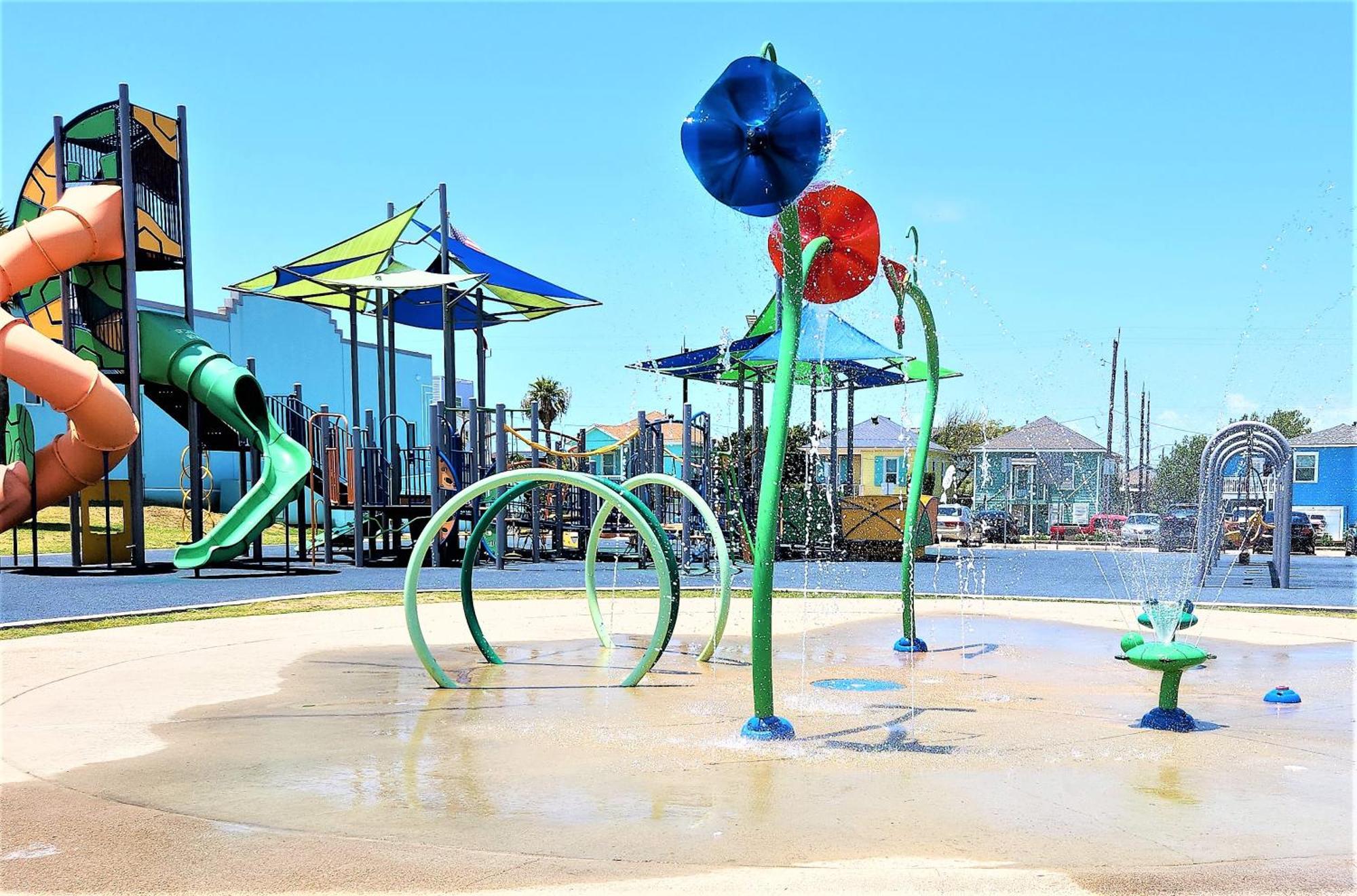 Casaazul-2605A-Couples Retreat By Beach & Pleasure Pier 1 Block Away- 2Bed 2Bath- 7 Minutes To Cruise Terminal Galveston Esterno foto